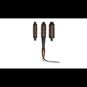 Amika Blowout Babe Thermal Brush